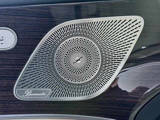 Vehicle image 24 of 35