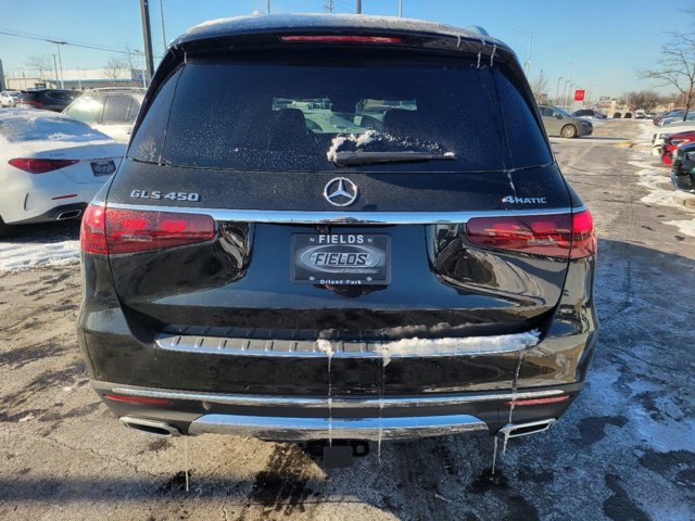 Vehicle image 11 of 42