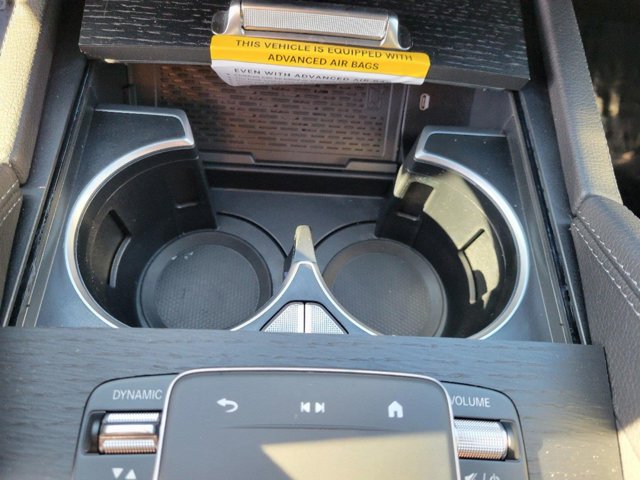 Vehicle image 36 of 42