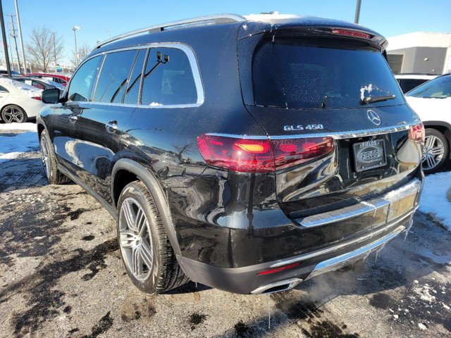 Vehicle image 6 of 42