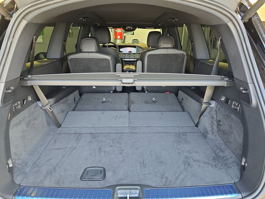 Vehicle image 14 of 40