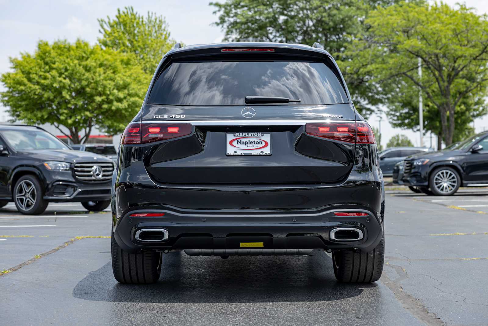 Vehicle image 5 of 28