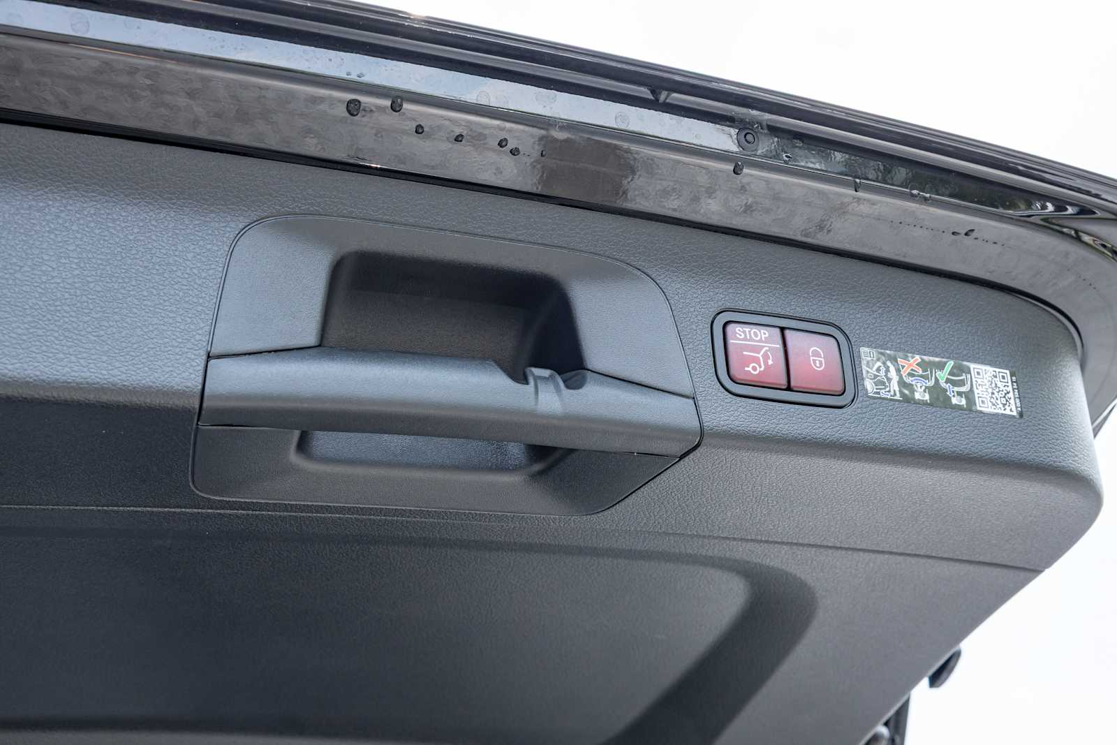 Vehicle image 28 of 28