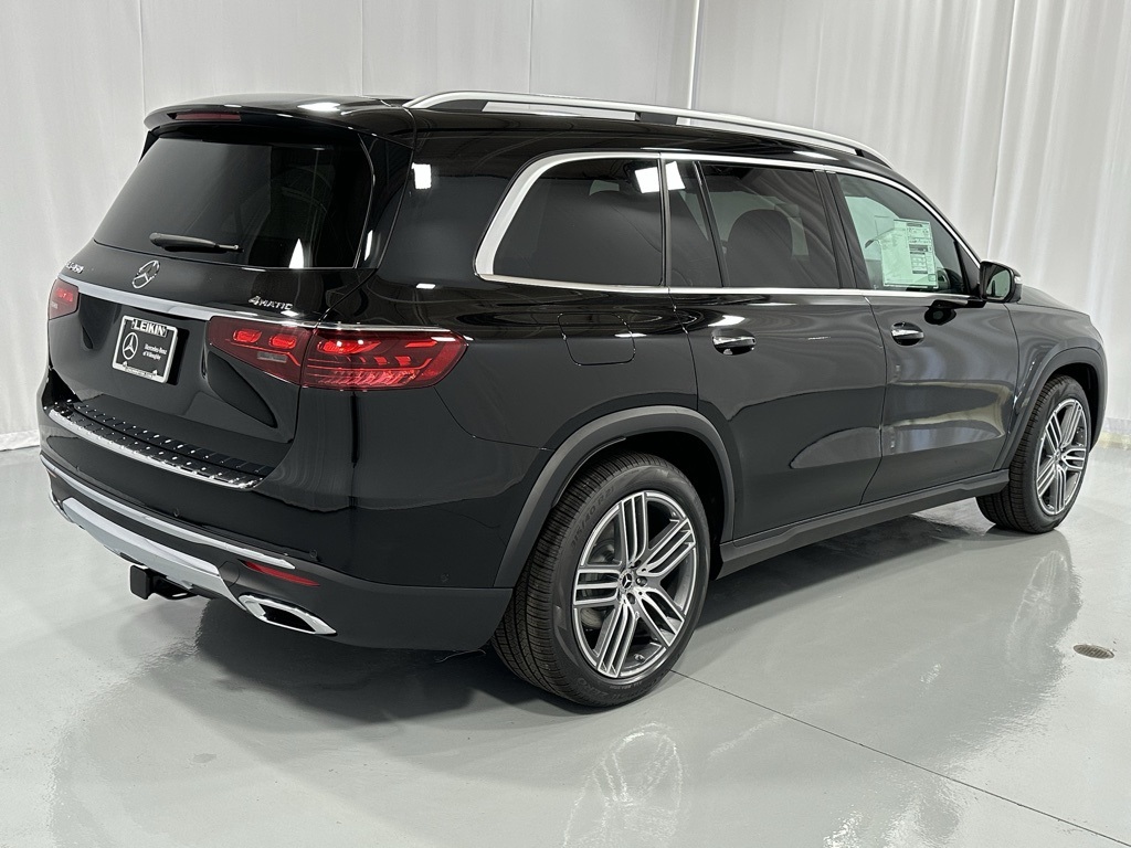 Vehicle image 6 of 24
