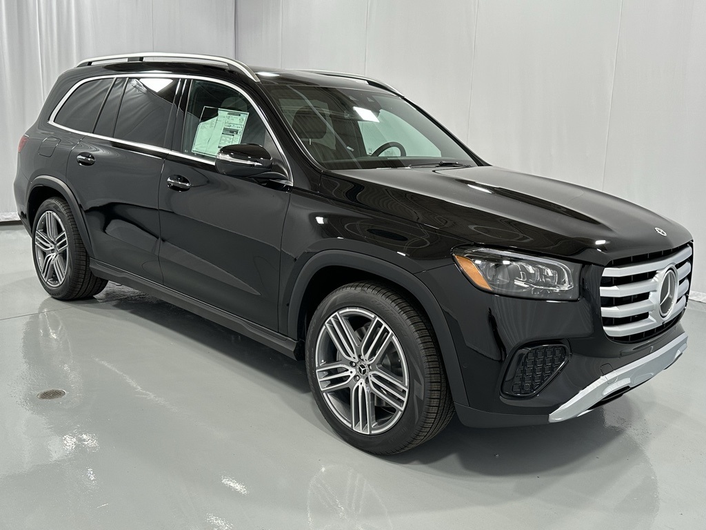 Vehicle image 4 of 24