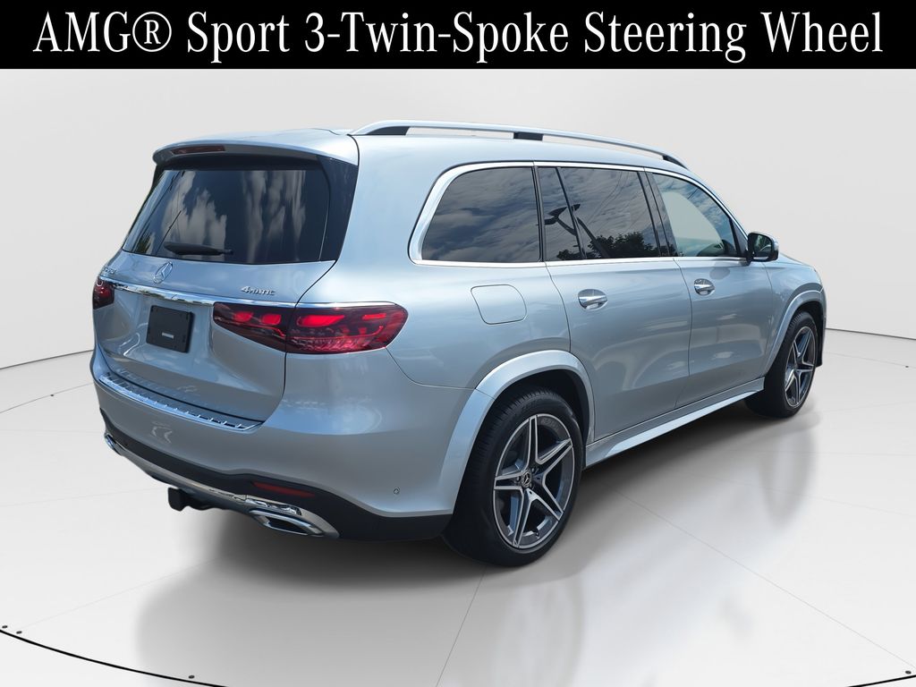 Vehicle image 8 of 42