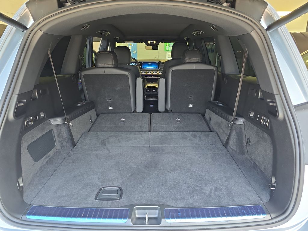 Vehicle image 15 of 42