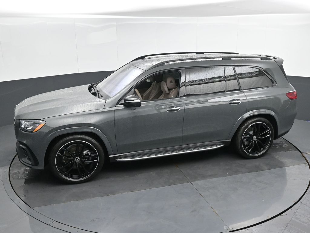 Vehicle image 1 of 52