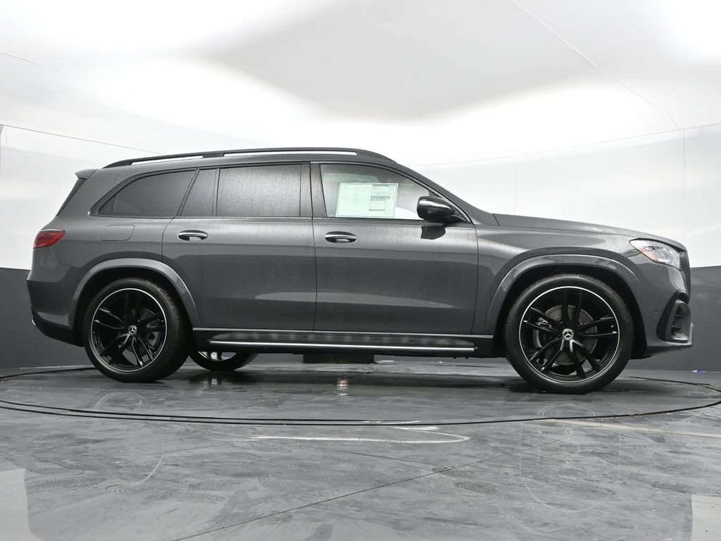 Vehicle image 12 of 52