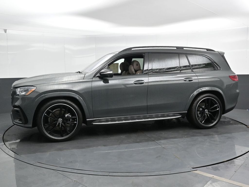 Vehicle image 2 of 52