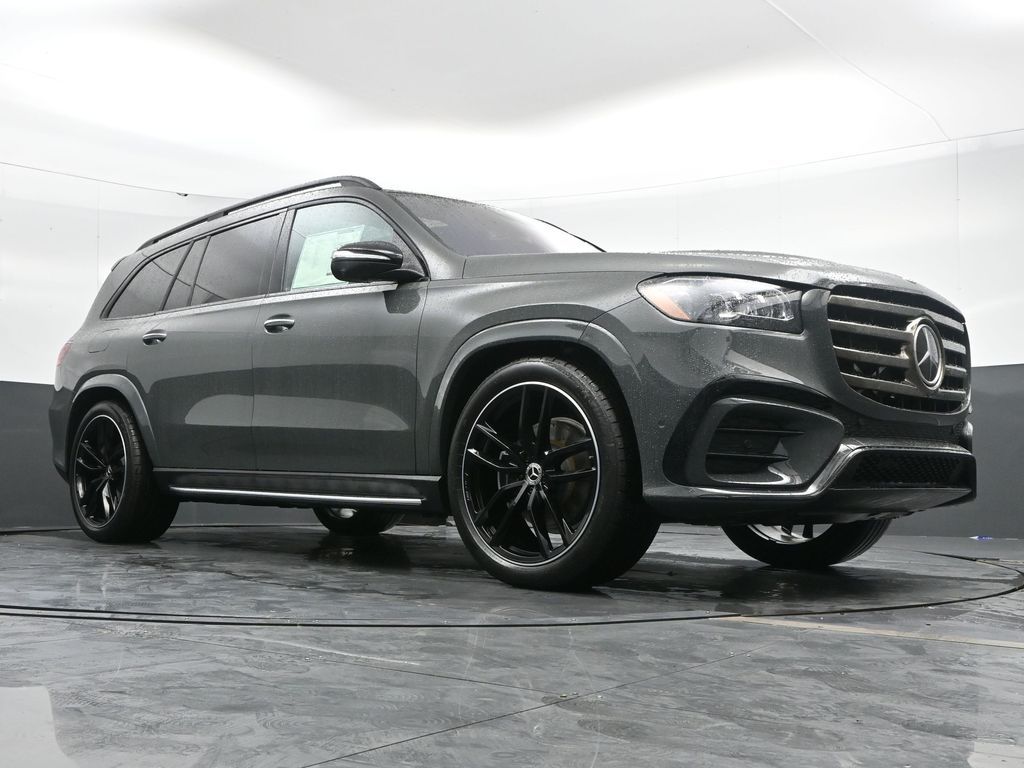 Vehicle image 11 of 52