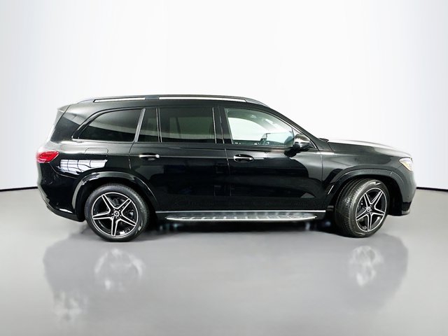 Vehicle image 4 of 35