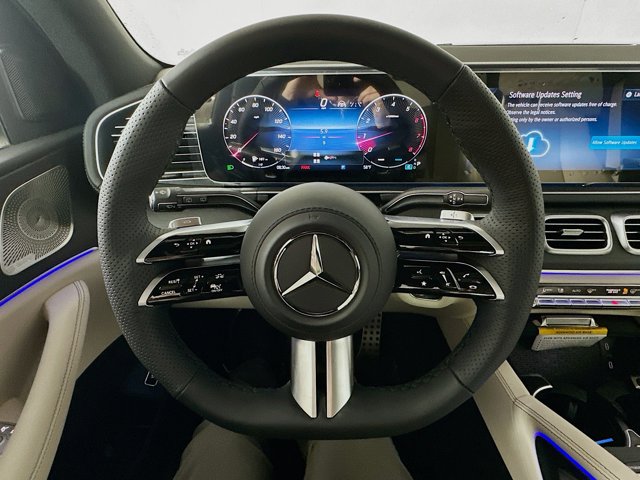 Vehicle image 11 of 35