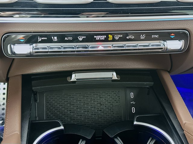 Vehicle image 16 of 35