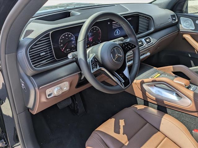 2025 Mercedes-Benz GLS 450 Image 12 of 18