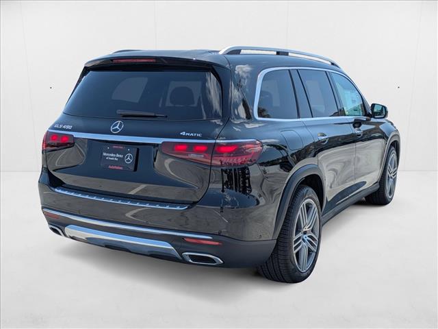 2025 Mercedes-Benz GLS 450 Image 4 of 18