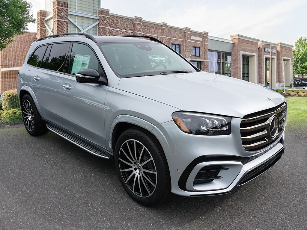 Vehicle image 3 of 81