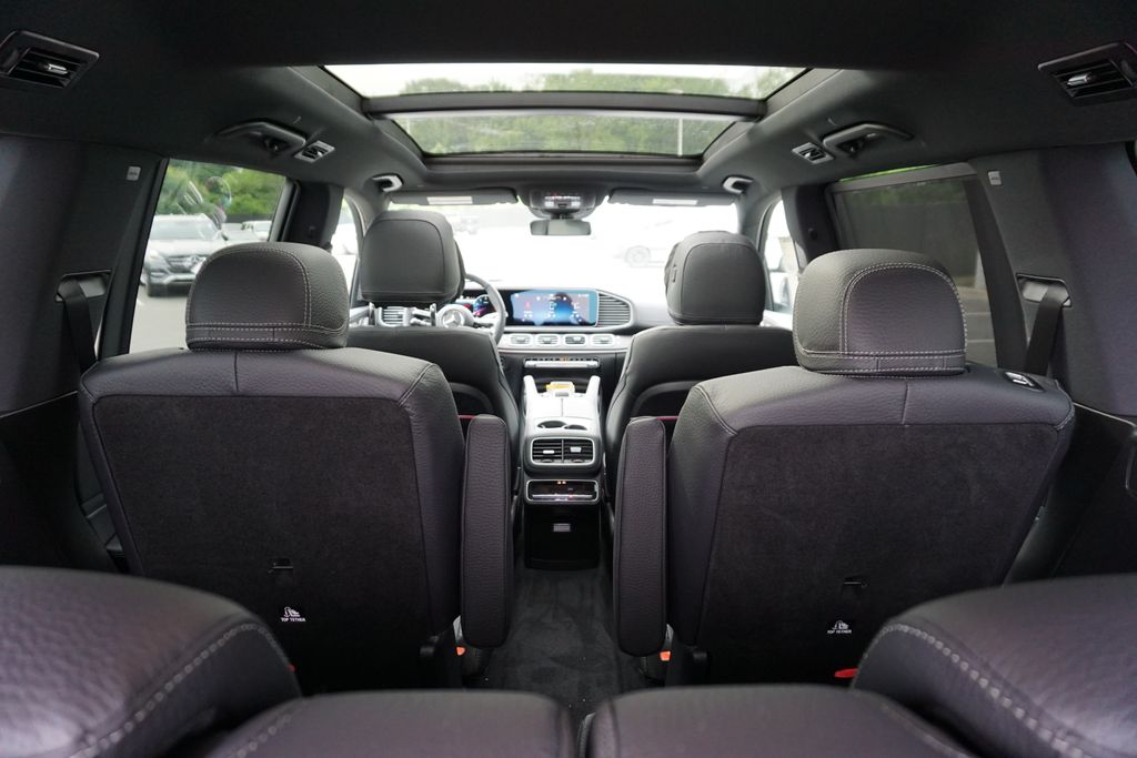 Vehicle image 57 of 81