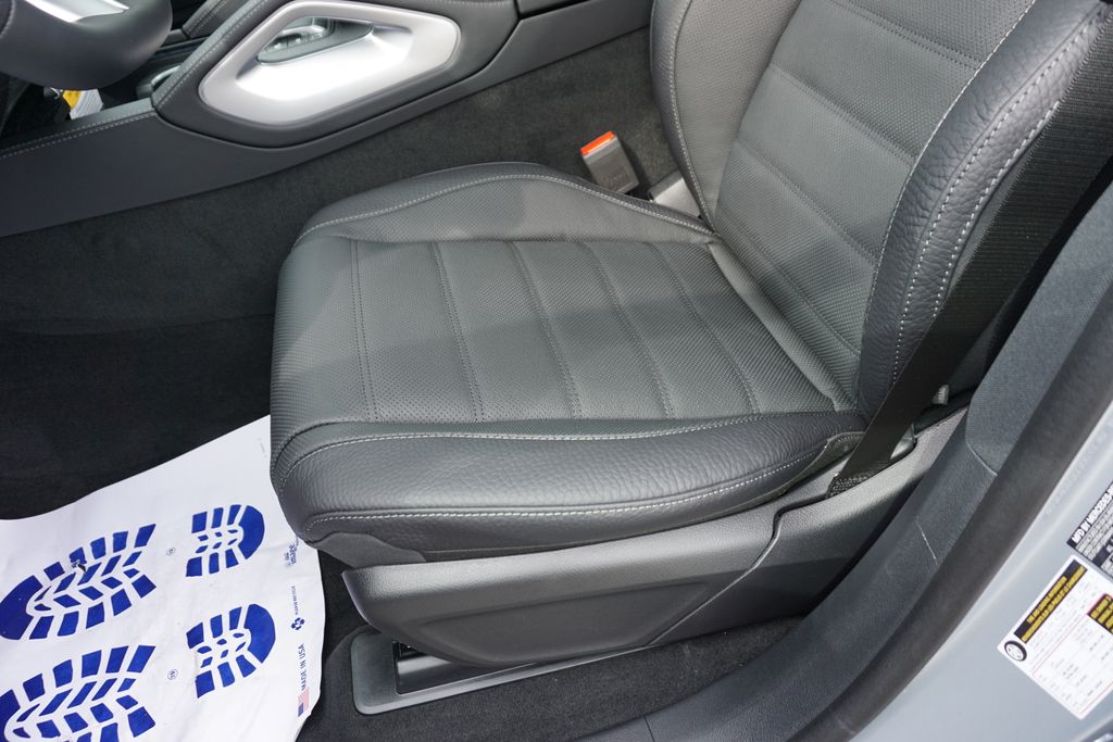 Vehicle image 81 of 81