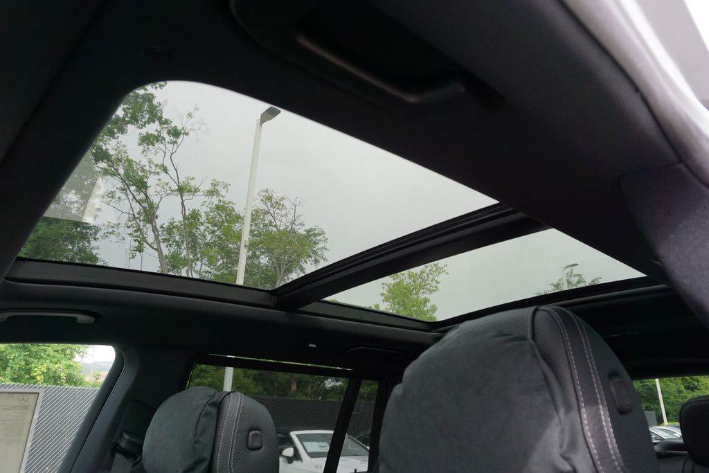 Vehicle image 78 of 81