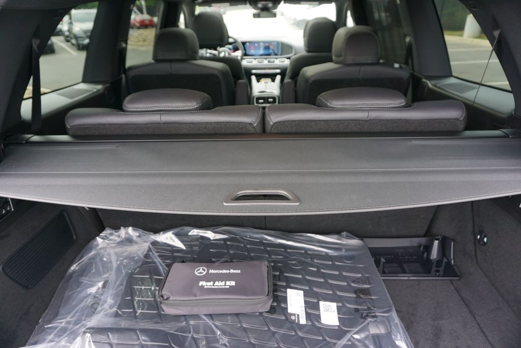 Vehicle image 56 of 81