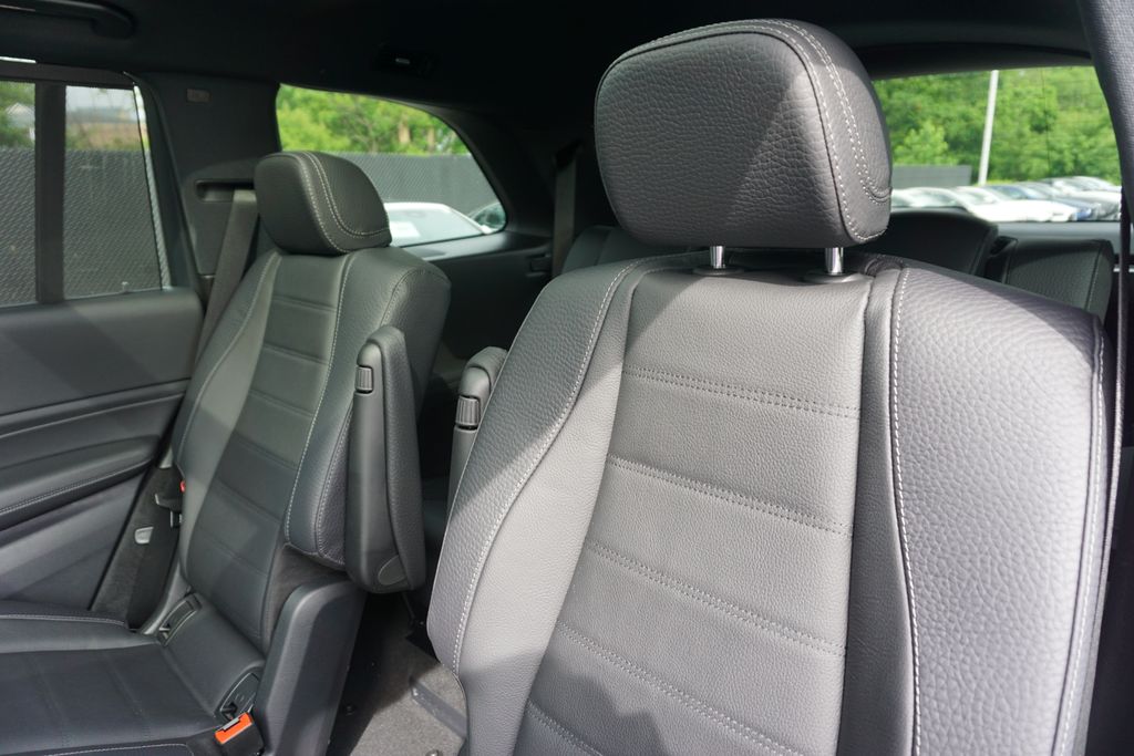 Vehicle image 45 of 81