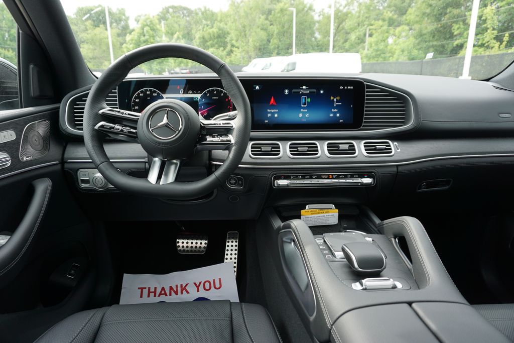 Vehicle image 49 of 81