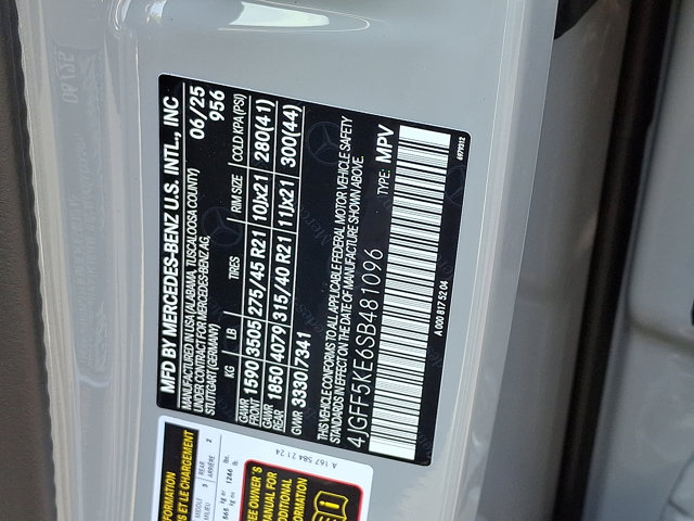 Vehicle image 18 of 21