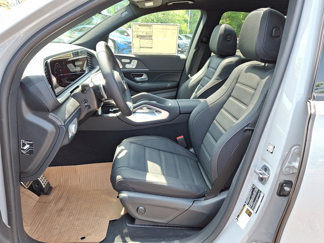 Vehicle image 10 of 21