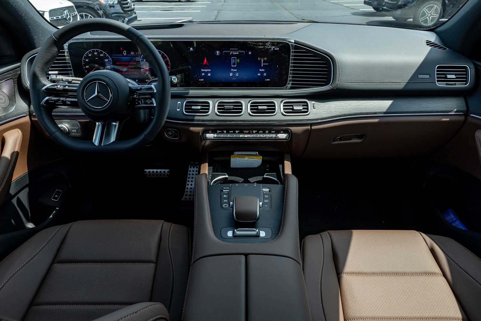 Vehicle image 6 of 15