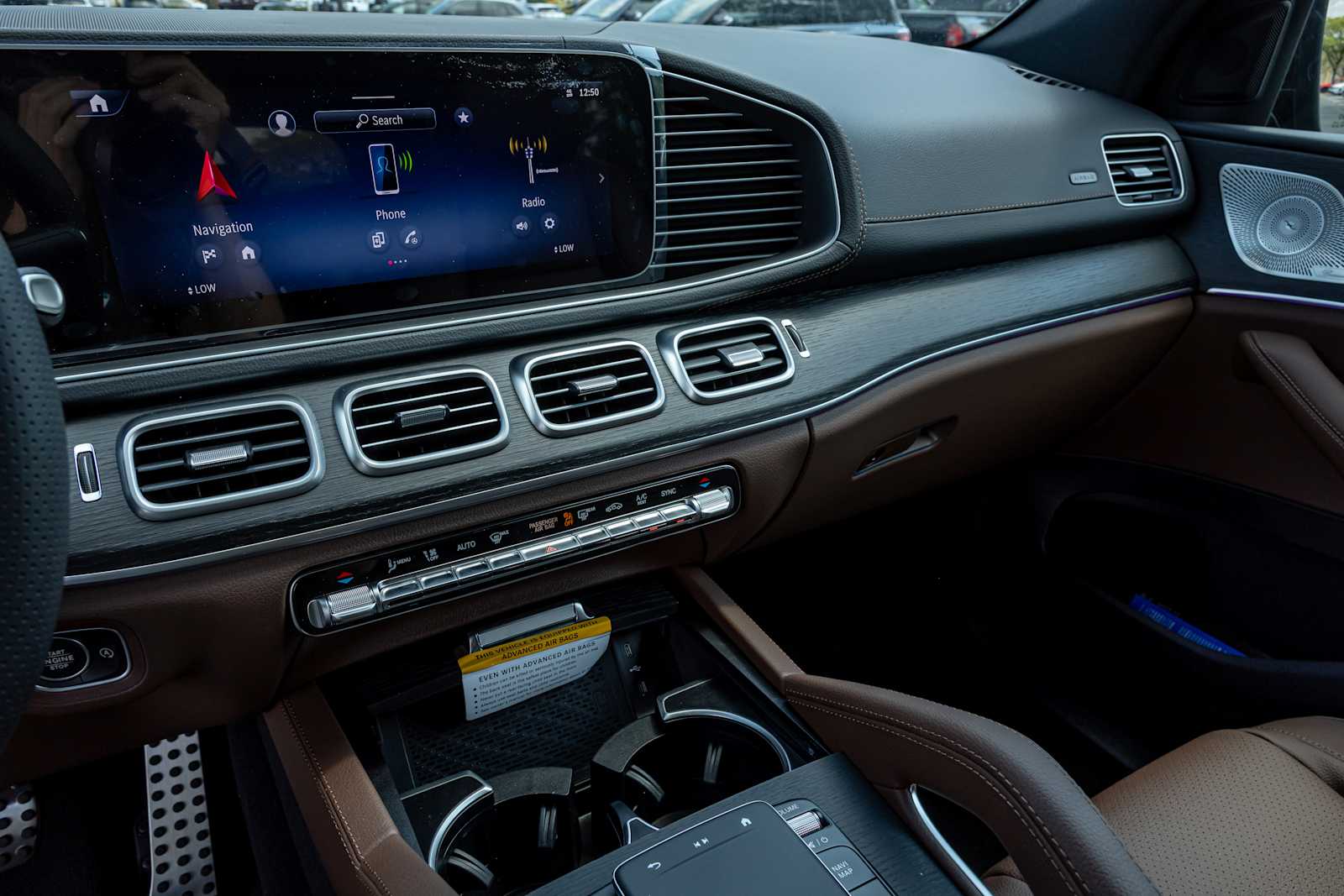 Vehicle image 10 of 15