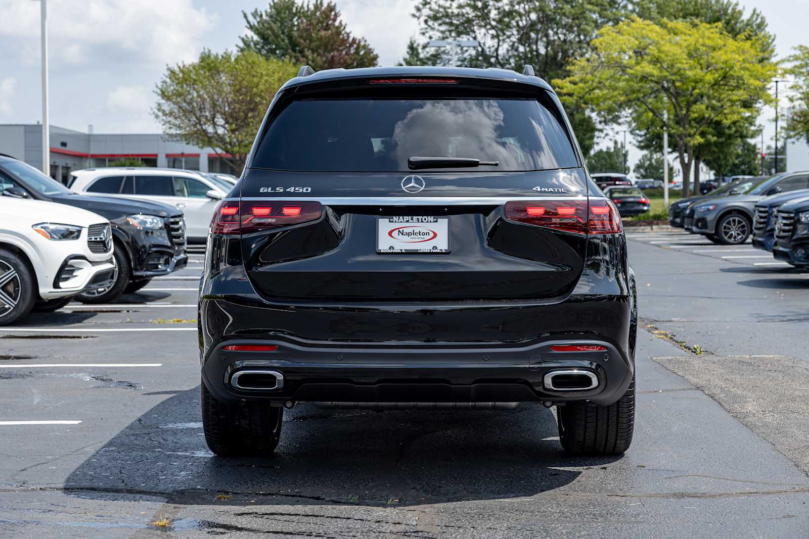 Vehicle image 4 of 15