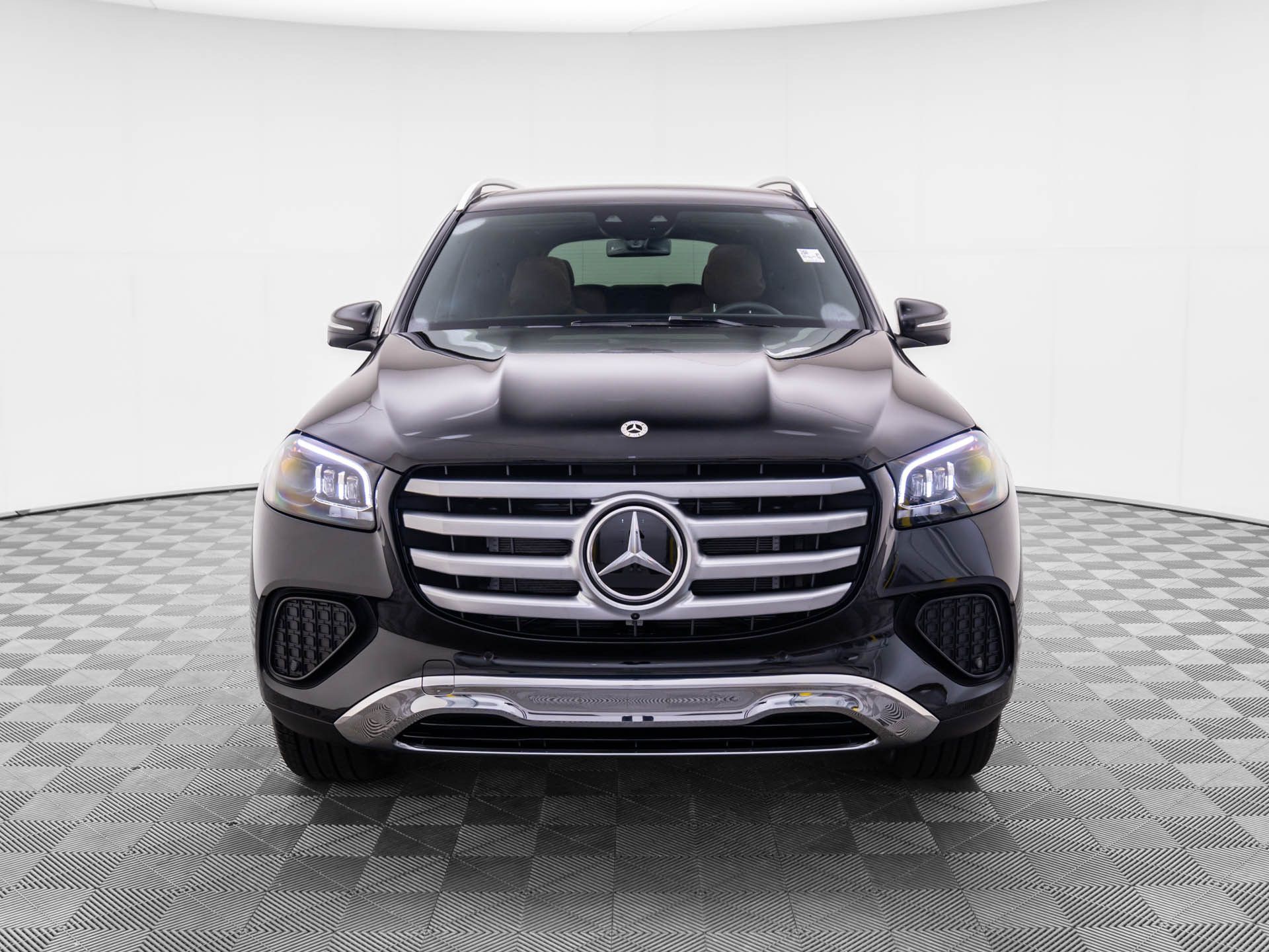 Vehicle image 2 of 43