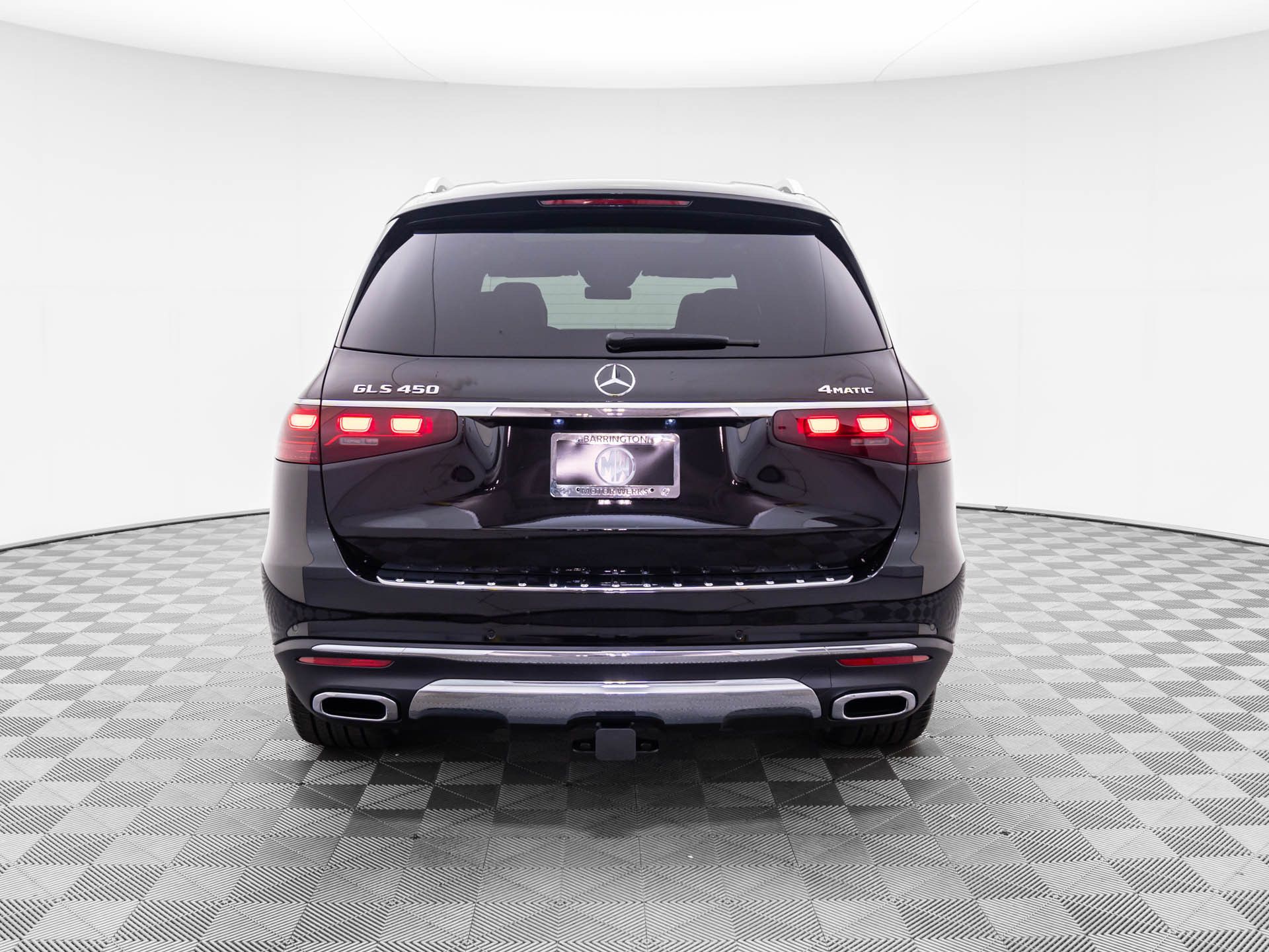 Vehicle image 9 of 43