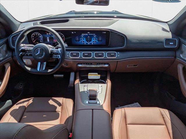 2025 Mercedes-Benz GLS 450 Image 12 of 18