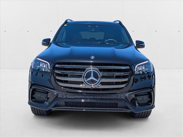 2025 Mercedes-Benz GLS 450 Image 3 of 18