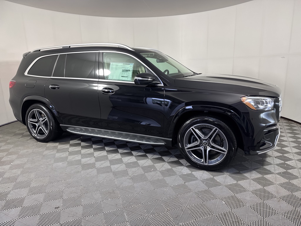 Vehicle image 3 of 34