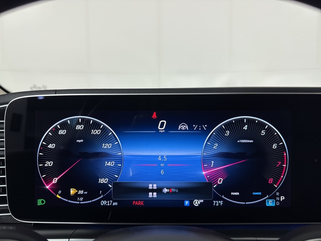 Vehicle image 20 of 34