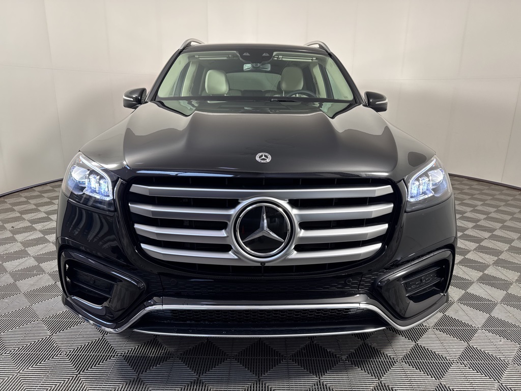 Vehicle image 2 of 34