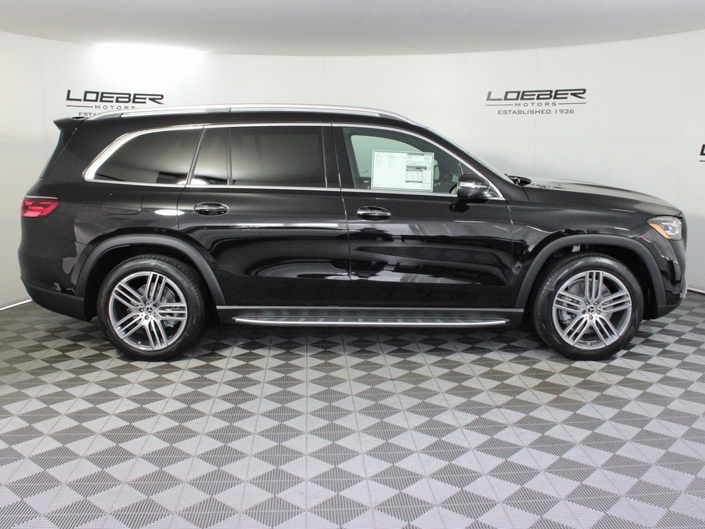 Vehicle image 4 of 37