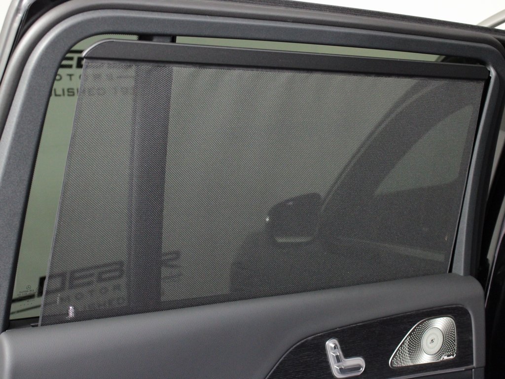Vehicle image 29 of 37