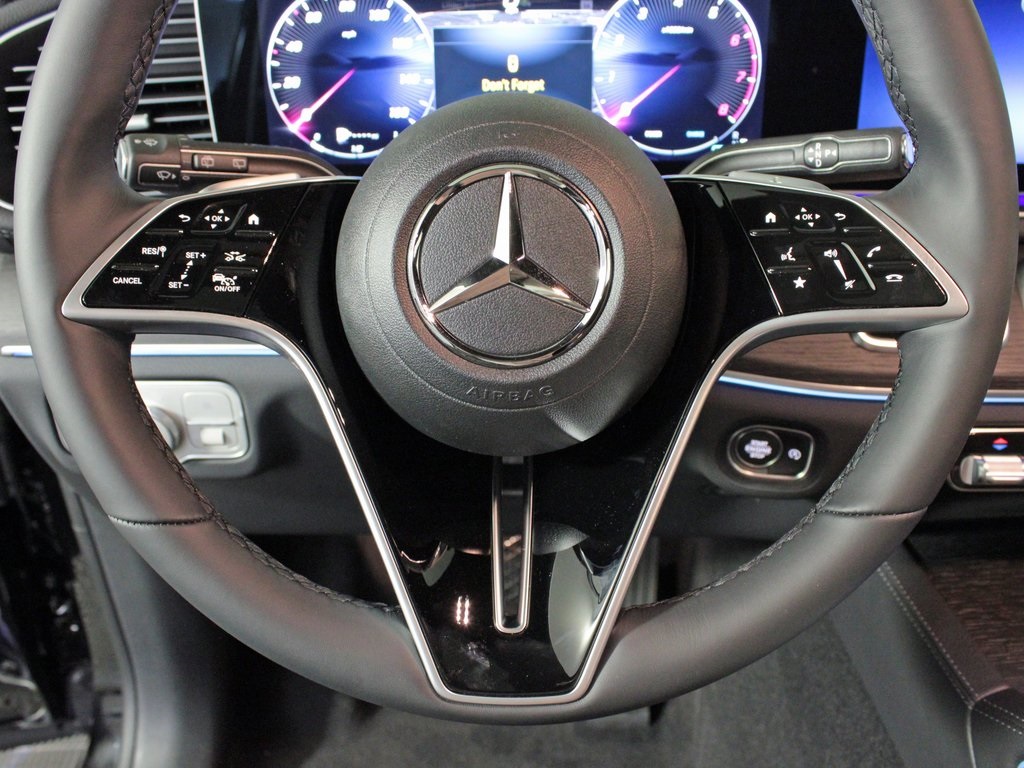 Vehicle image 18 of 37