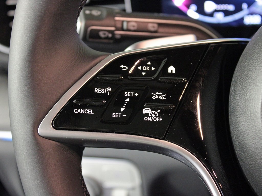 Vehicle image 19 of 37