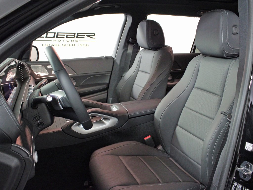 Vehicle image 13 of 37