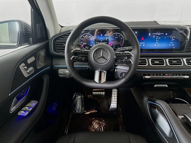 Vehicle image 19 of 35