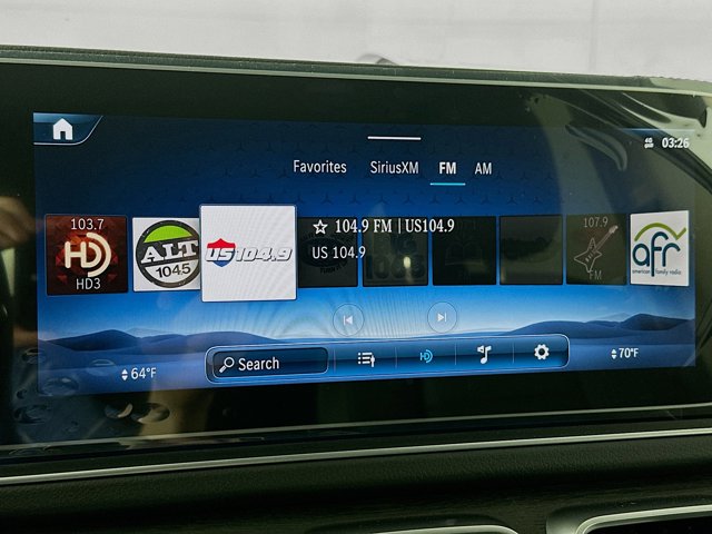Vehicle image 26 of 35