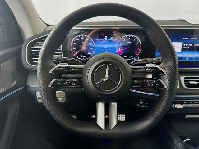 Vehicle image 22 of 35