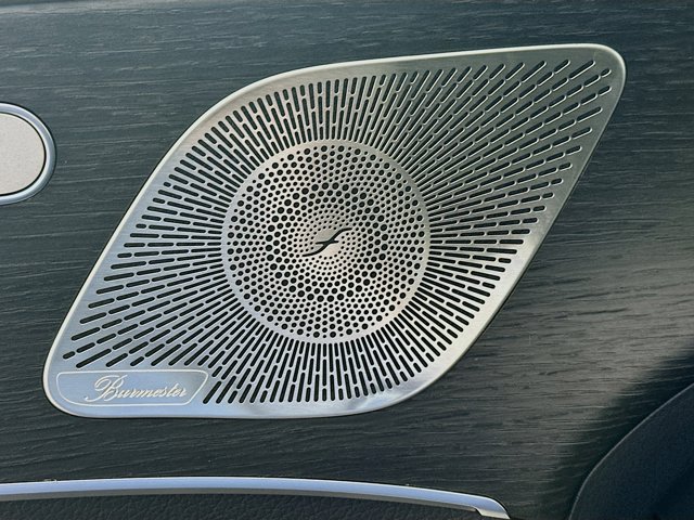 Vehicle image 24 of 35