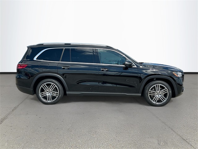 Vehicle image 4 of 36