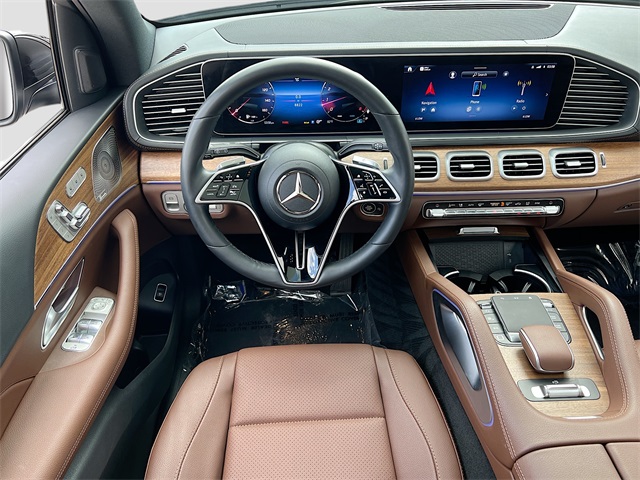 Vehicle image 25 of 36